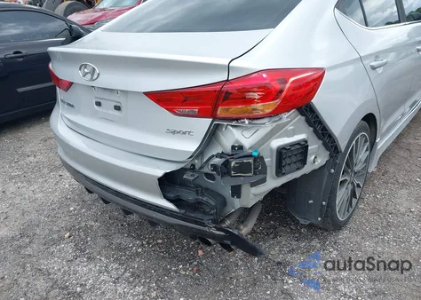 2018 Hyundai Elantra Sport z USA, uszkodzony, nr VIN KMHD04LB2JU474012